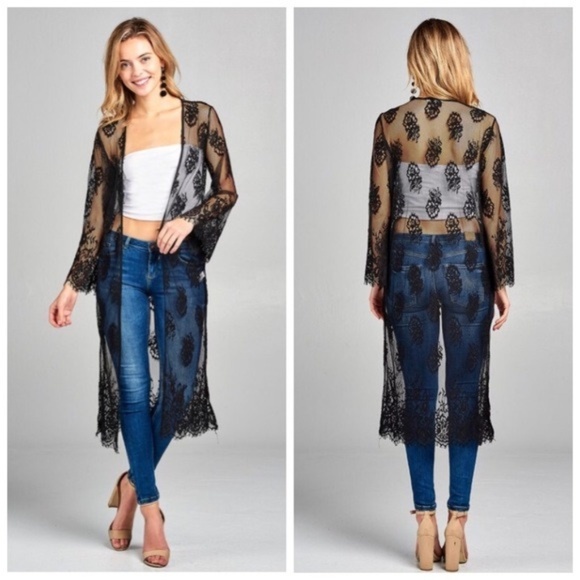 Boutique Tops - 💥LAST ONE💥Black Lace Cardigan Kimono